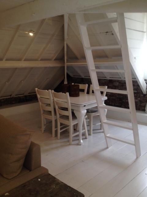 Attic Room Judy'S Зандфорт Номер фото